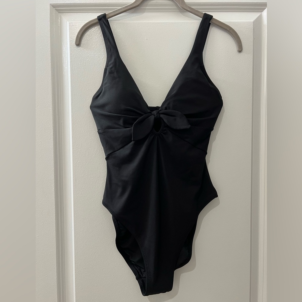 Robin Piccone one piece swimsuit - Picture 4 of 11